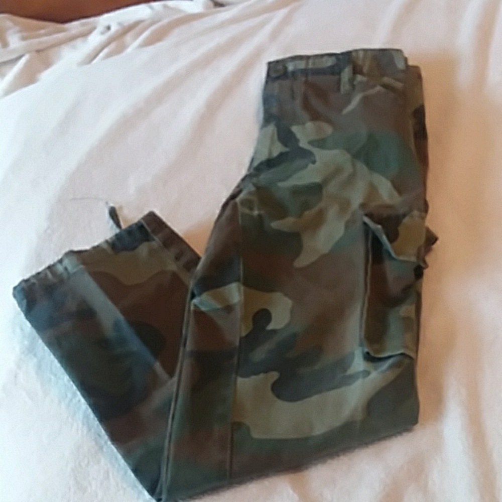LARGE Military Camo CARGO PANTS 10/12